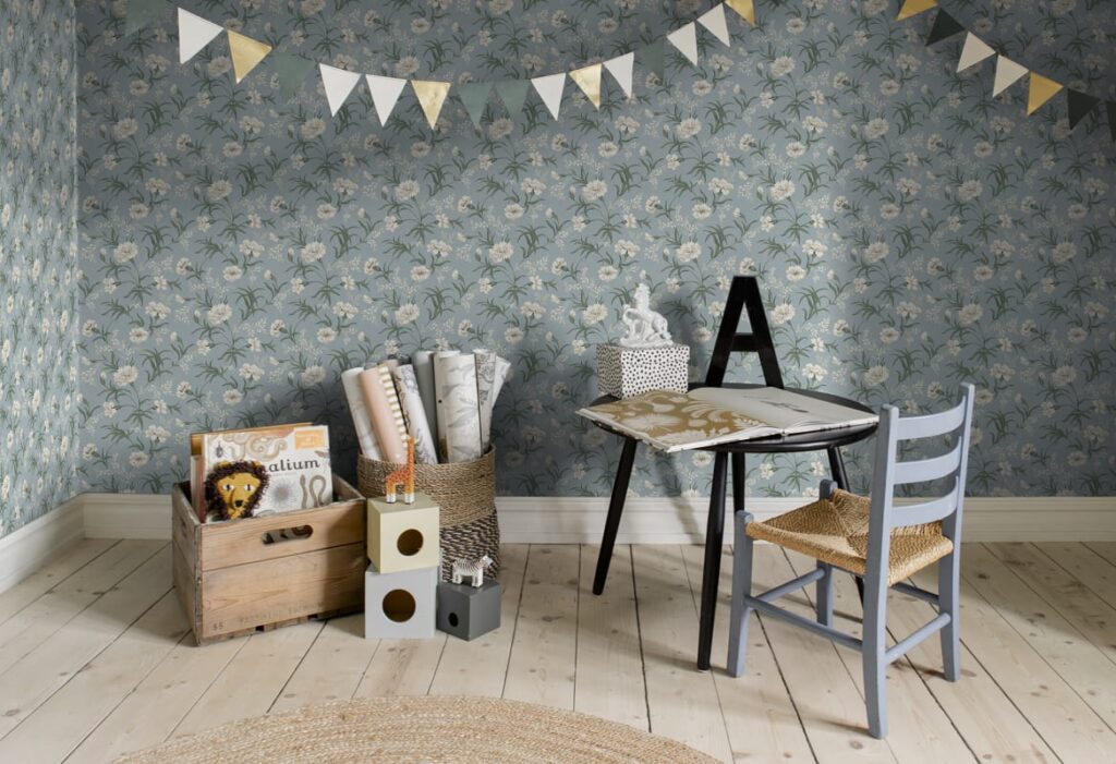Tapeet Sandberg 832-37 Emilie sky blue