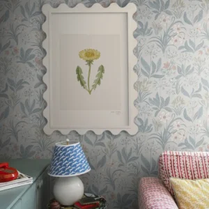 Tapeet Sandberg S10159 Huset i solen Folklore Blue