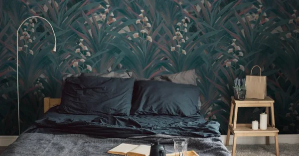 Tapeet Fun House - In the rays of sunset